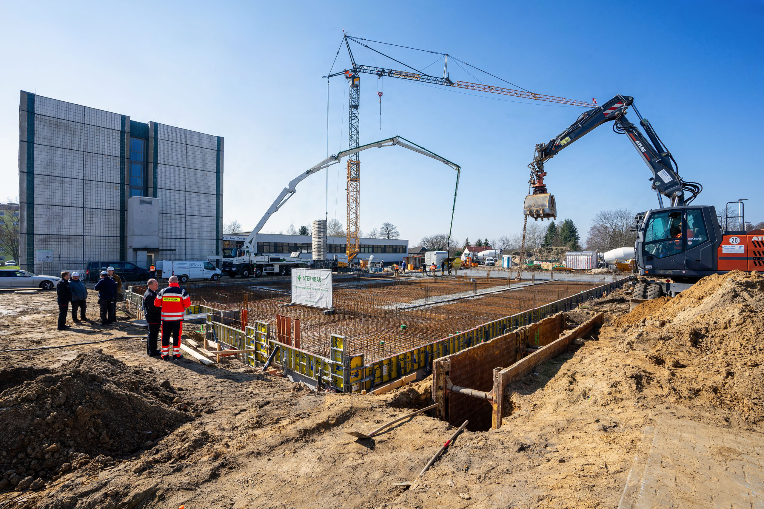 Grundsteinlegung für neue Rettungswache am CTK