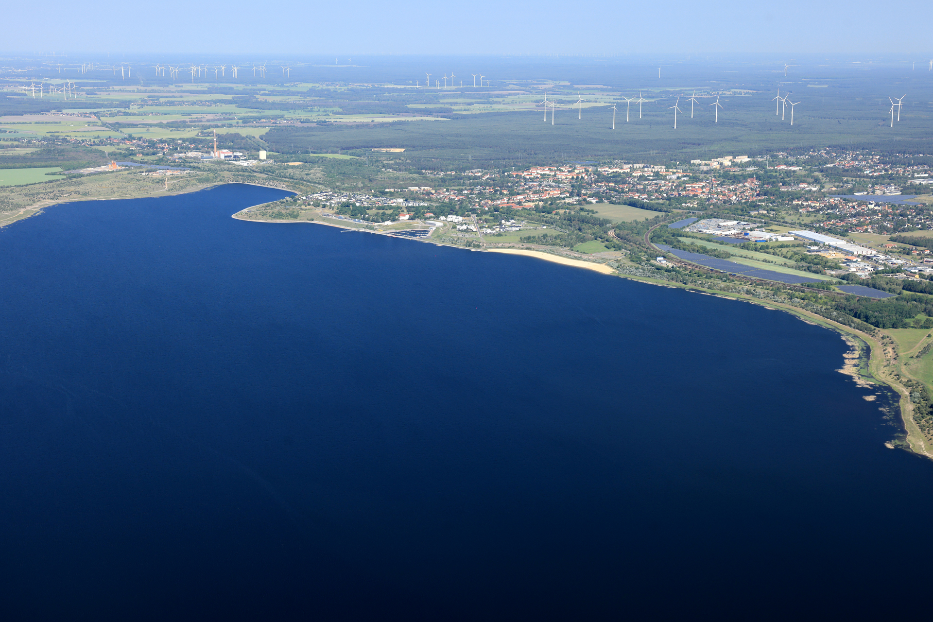 Befliegung Mitte blauer See