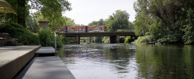 Das Foto zeigt die Spreebrücke in Cottbus zwischen der Innenstadt und Sandow.