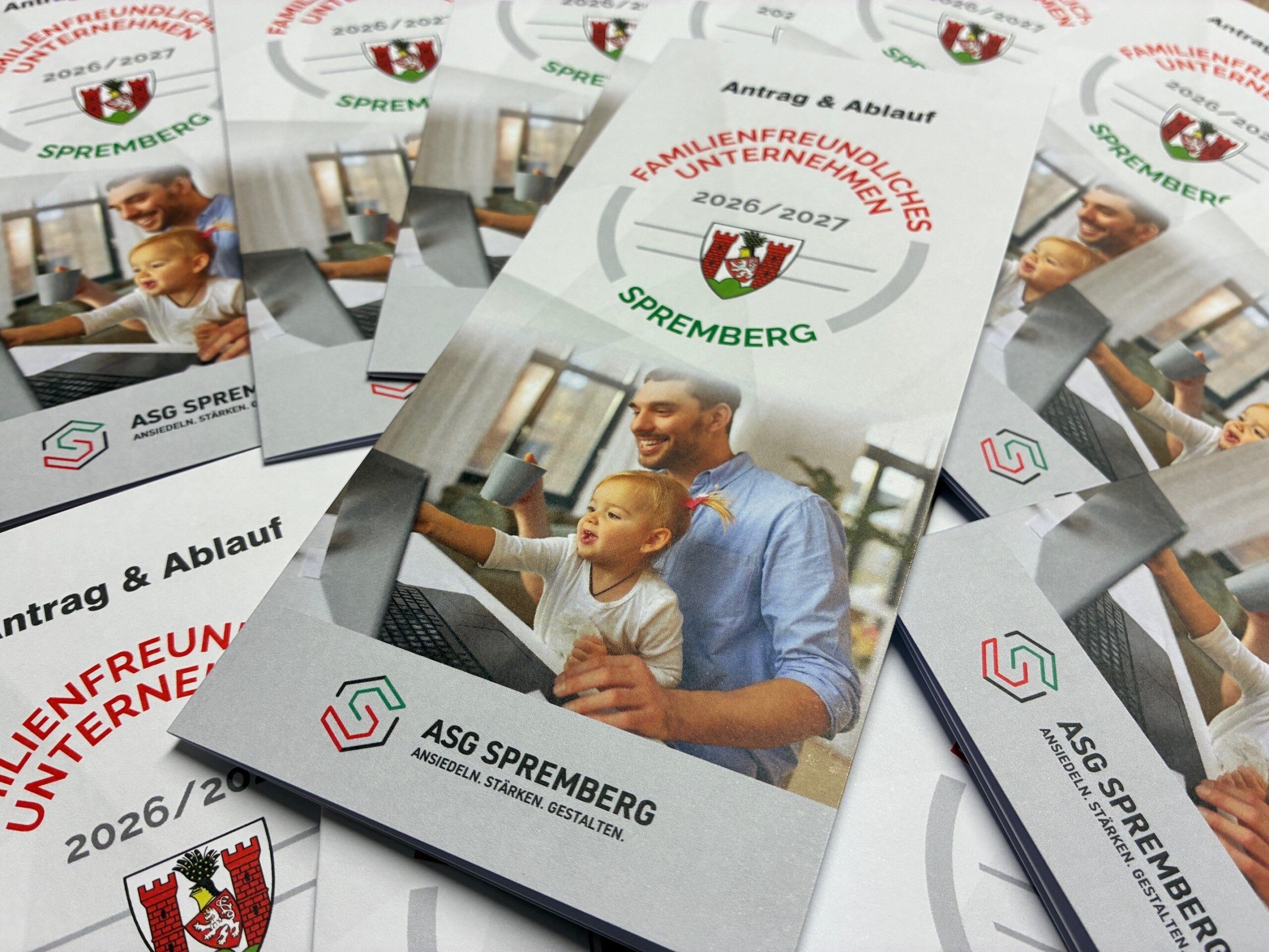 Familienfreundliches Unternehmen Spremberg 2026 2027 Flyer zur Aktion familienfreundliches Unternehmen in Spremberg.