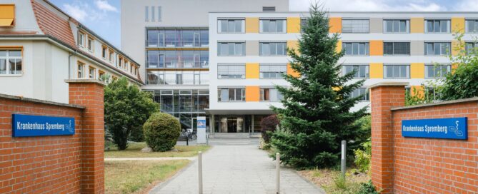 Das Krankenhaus Spremberg von außen.