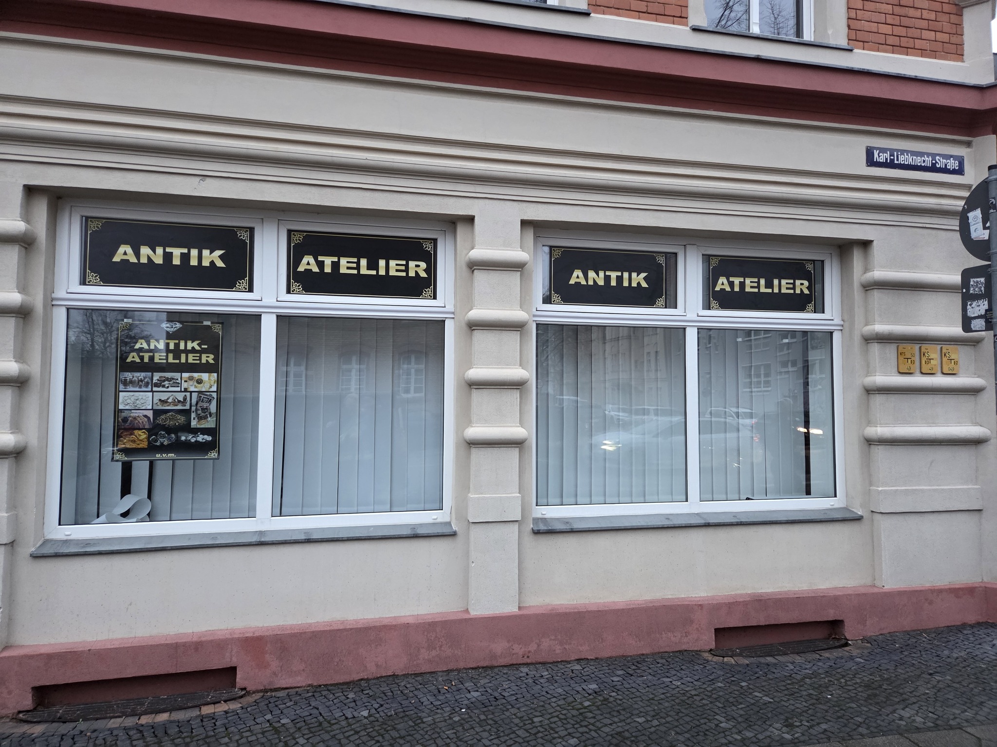 Bild von einem Geschäft wo Goldankauf oben steht