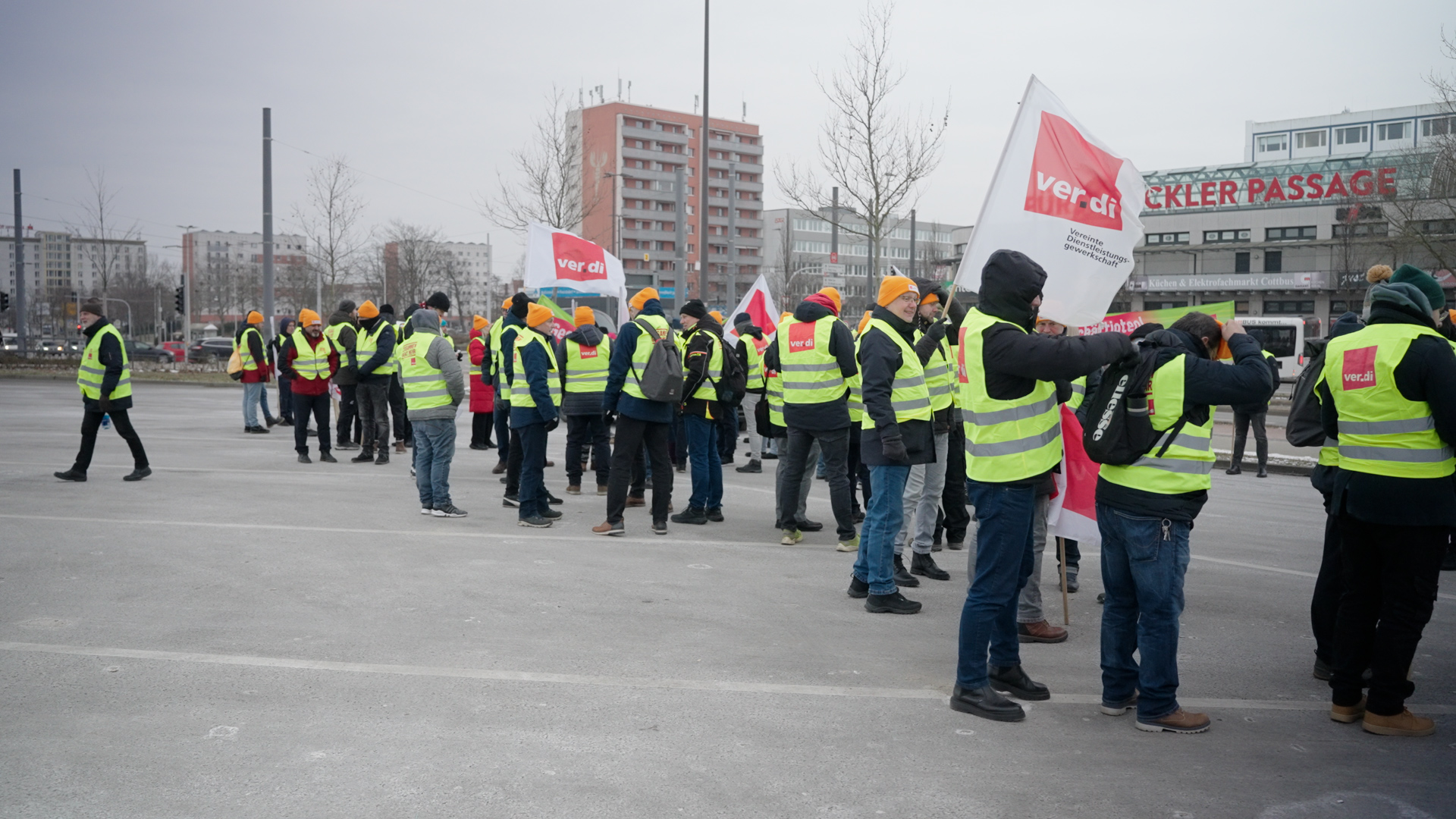 Menschen demonstrieren