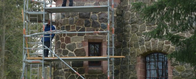 Bismarckturm in Sprmeberg ist eingerüstet